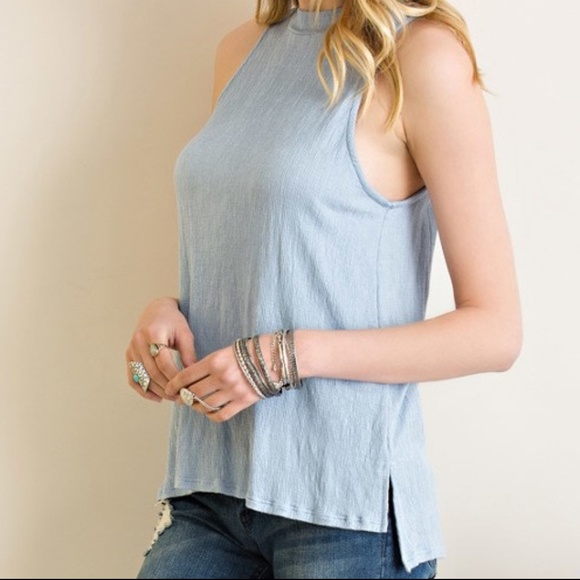 *CLEARANCE* Solid Ribbed Mock Neck Sleeveless Top - Picture 3 of 8